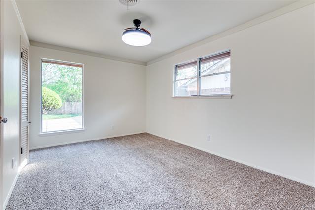 Building Photo - 6809 Yolanda Dr