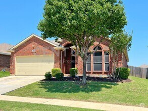 Building Photo - Beautiful 3/2/2 Home in Northwest ISD For ...