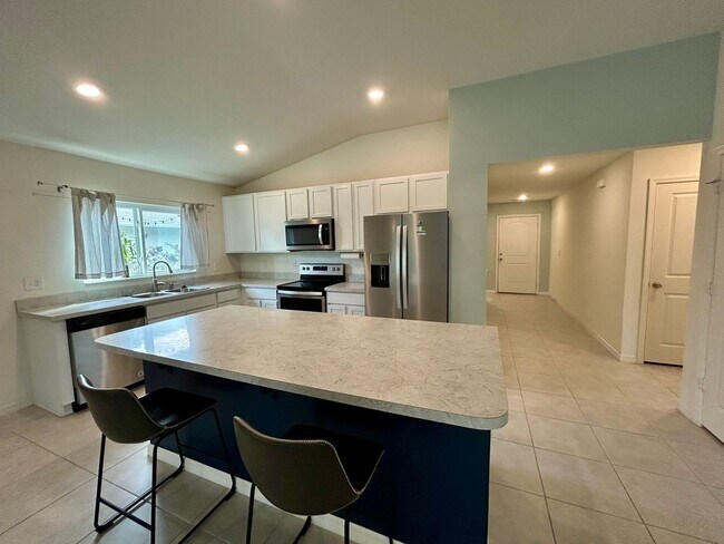 Building Photo - Spacious 3-Bed, 2-Bath Fully Gated Home in...