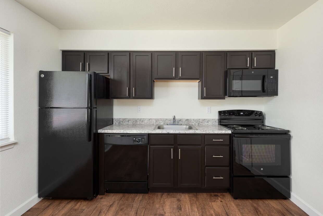 Metro Apartments At Granite City Granite City Metro Apartments At Granite City Granite City
