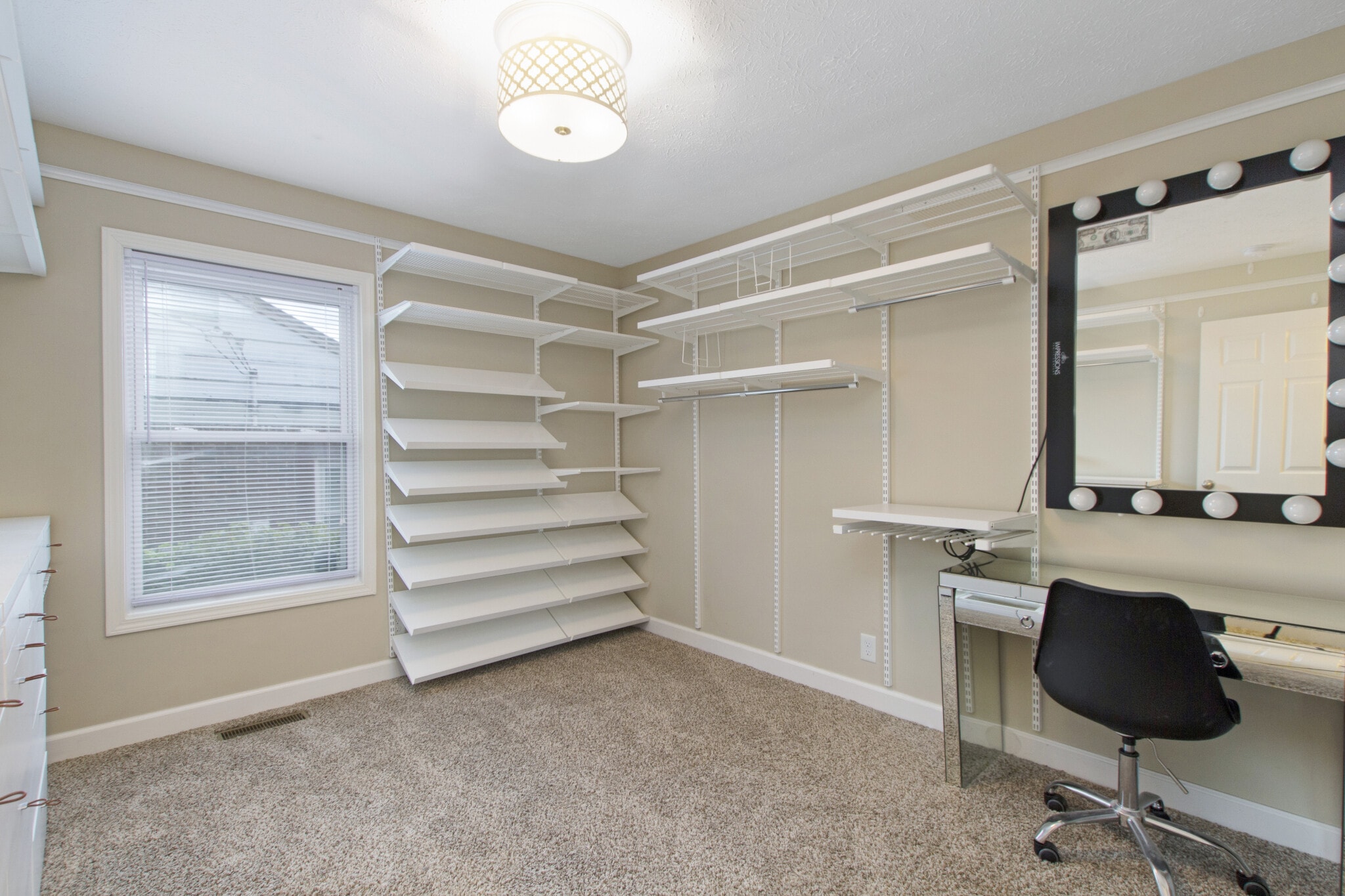 Building Photo - 666 Annex Ave