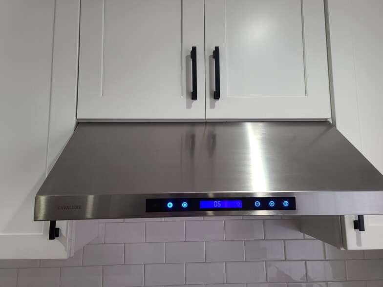 Building Photo - 7009 Jumilla Ave