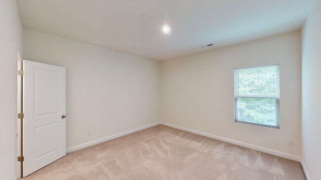 Building Photo - 4523 Collingham Dr