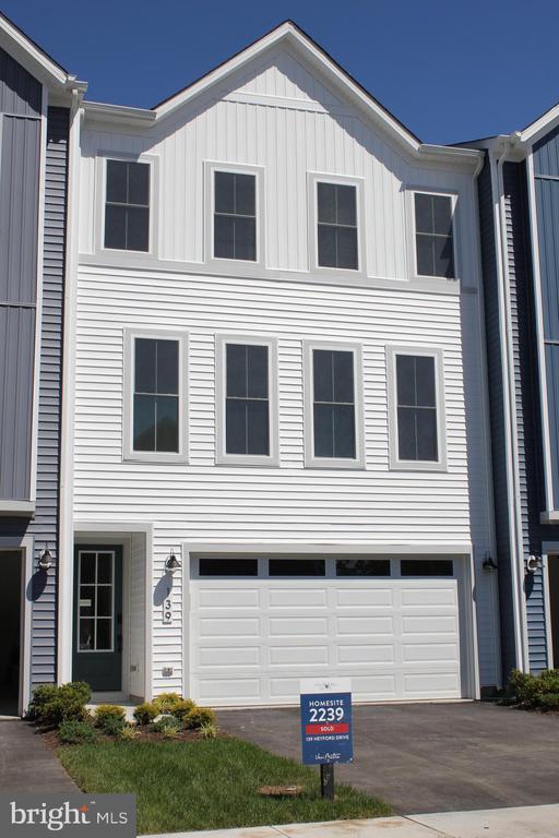 Building Photo - 139 Heyford Dr