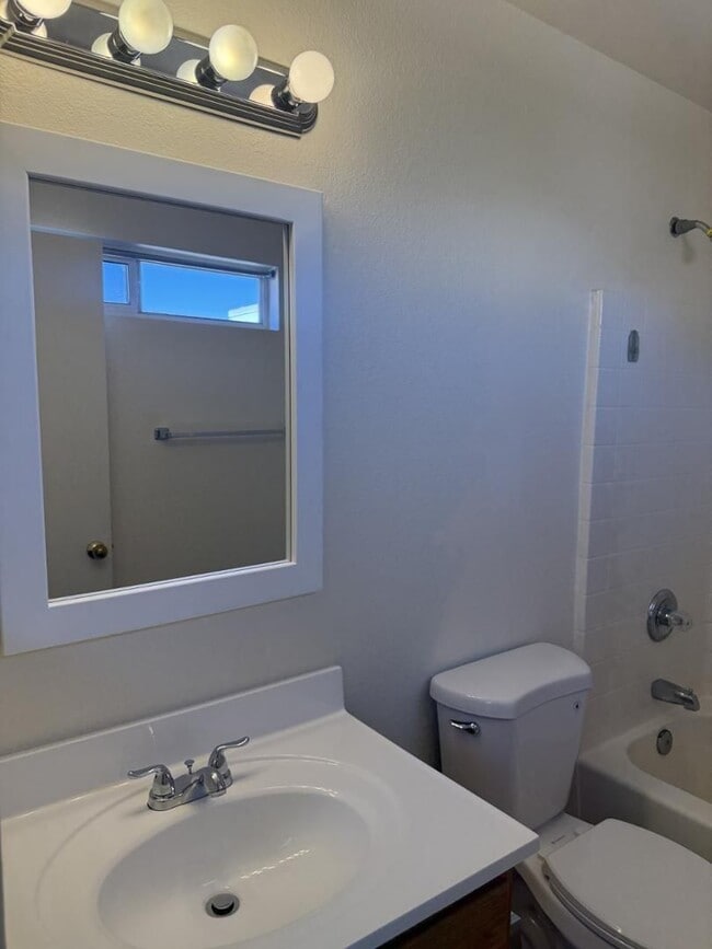 Building Photo - Mesa rental in Wynstone @ Broadway/202