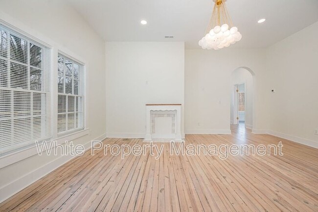 Building Photo - 3612 E Brief Rd