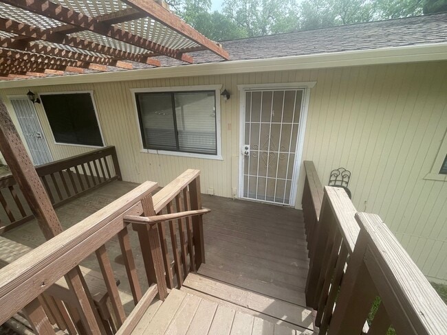 Building Photo - 138 Patterson Ct
