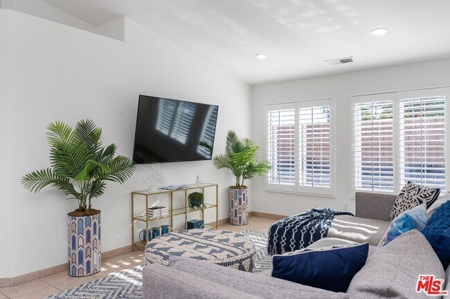 Building Photo - 47519 Margarita St