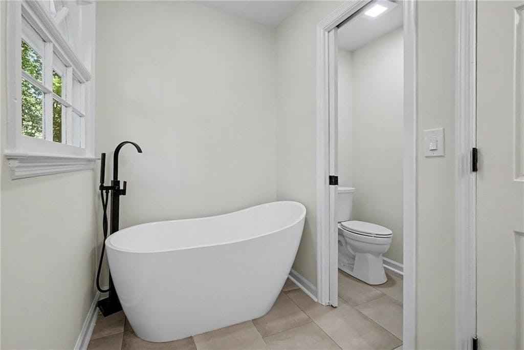 Building Photo - 8541 Birch Hollow Dr