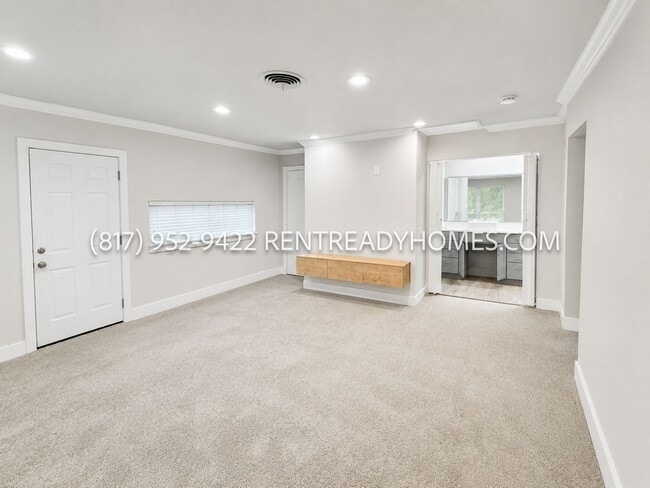 Building Photo - 12372 High Meadow Dr