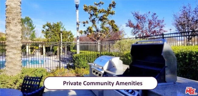 Building Photo - 28629 Solana Ct