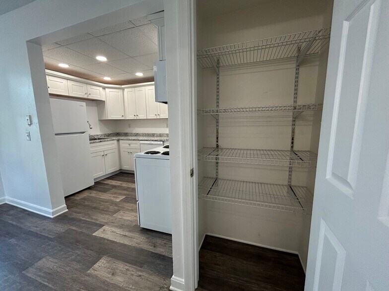 Pantry - 25 3rd St