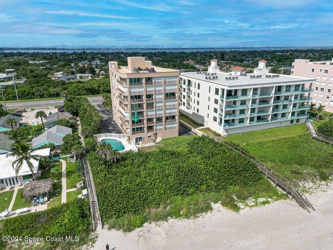 Building Photo - 1755 N Hwy A1A
