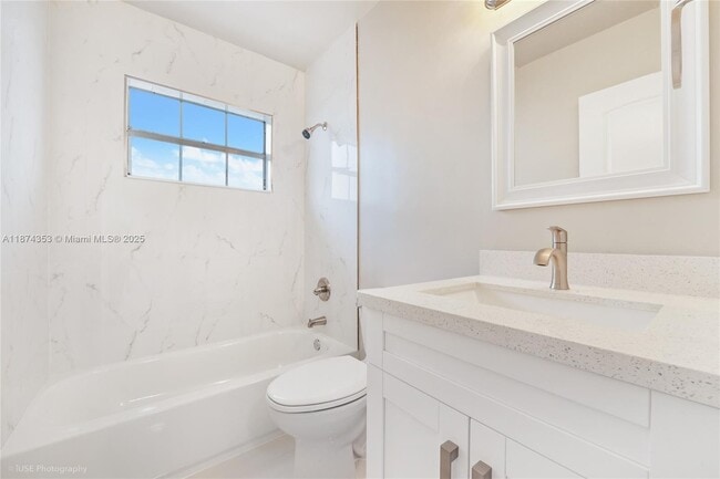 Building Photo - 5254 SW 153rd Ct