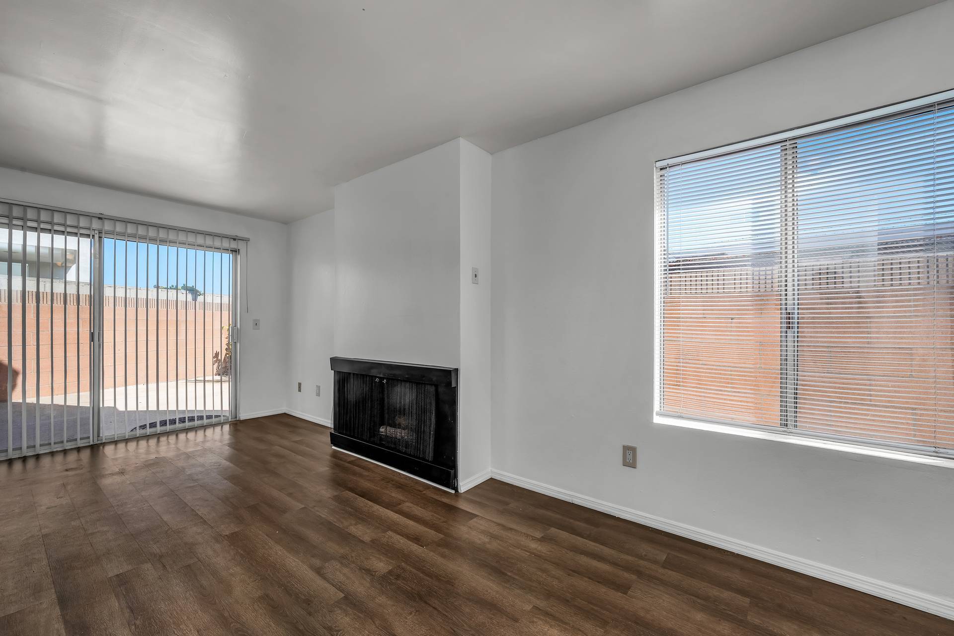 Building Photo - 2818 W 235th St