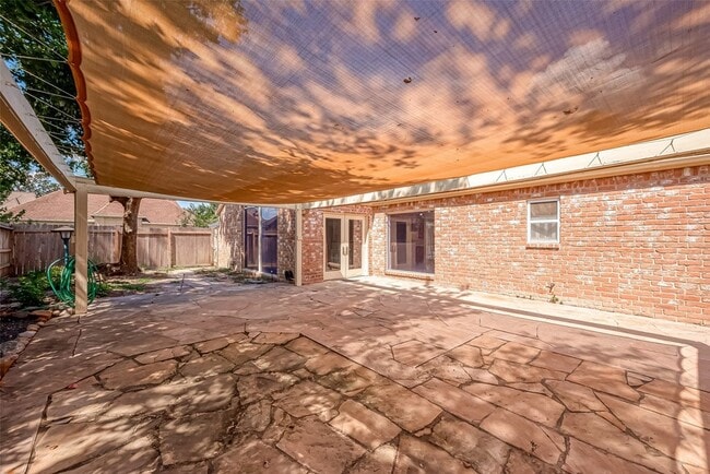 Building Photo - 365 Champions Colony III St