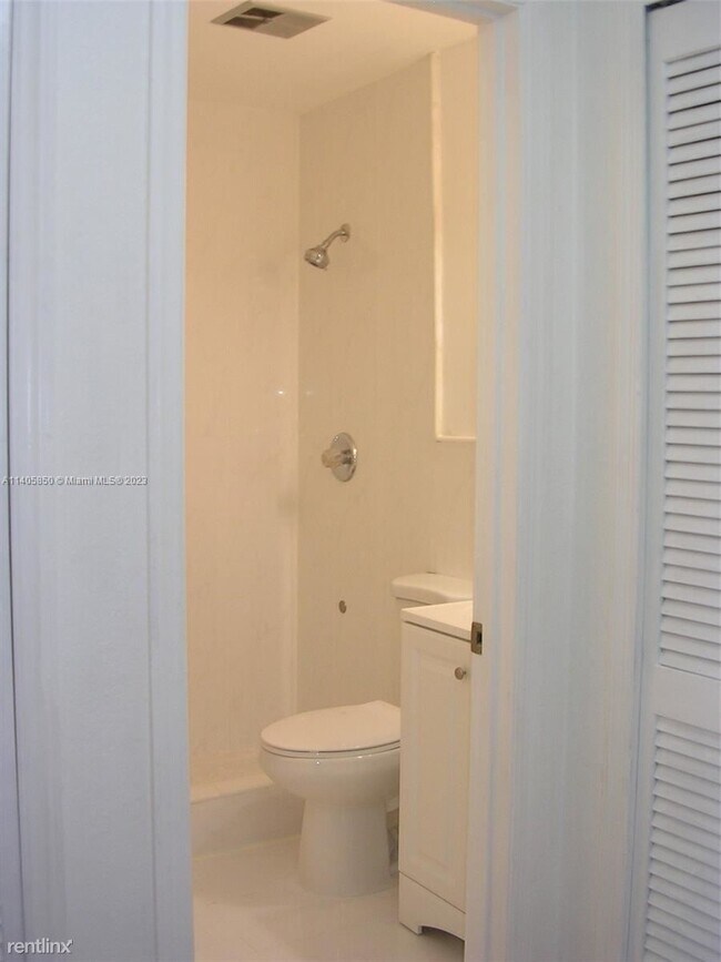 Building Photo - 3 br, 2 bath House - 14765 SW 82nd St