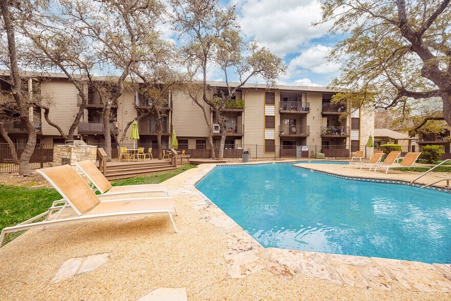 The Canopy Apartments 950 E Bitters Rd San Antonio TX 78216