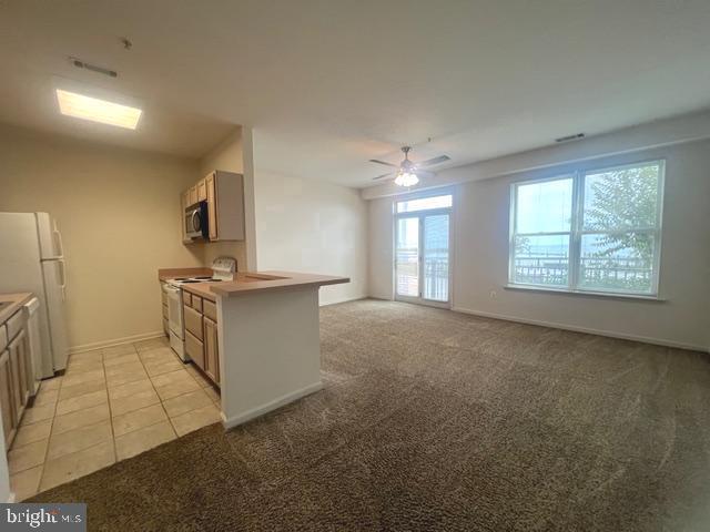 Primary Photo - 9000 Bay Ave