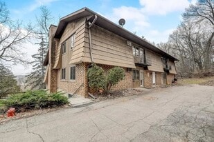 Building Photo - Andes Apartments