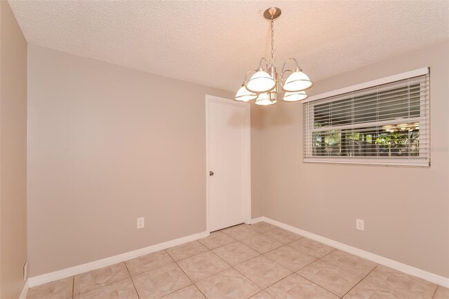 Building Photo - 5348 Durango Ave