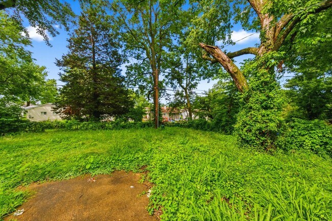 Building Photo - For Rent – 3 Bedroom Home | Section 8 Welcome