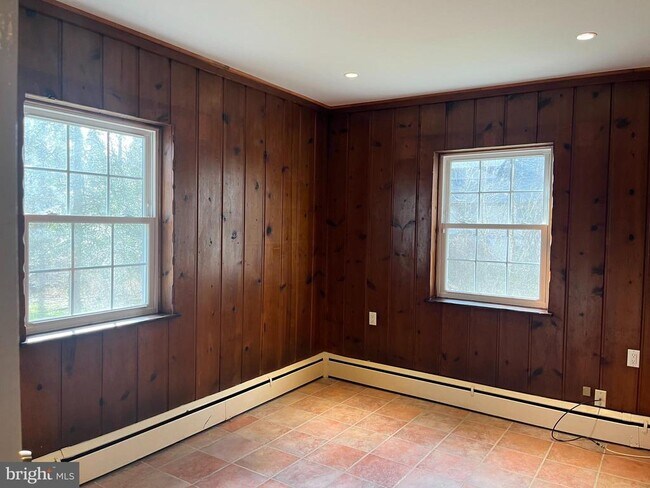 Building Photo - 6822 Sorrel St