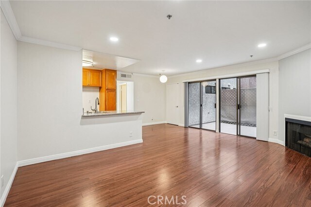 Building Photo - 11162 Camarillo St