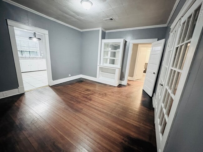Building Photo - 3648 Evangeline St