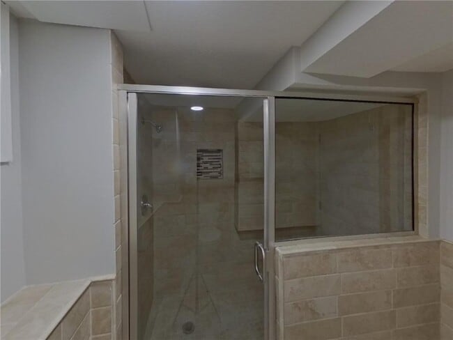 Building Photo - 3760 75th St E