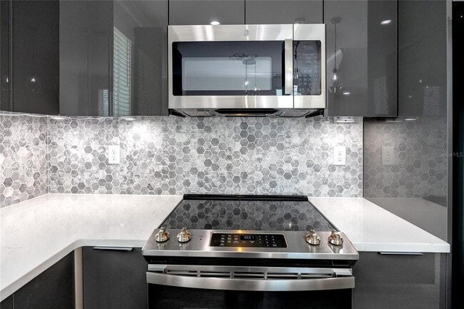 Building Photo - 1520 N Pierce St