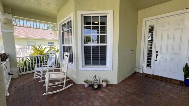 Building Photo - 104 NW Pleasant Grove Way