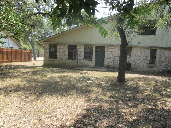 Building Photo - 509 Algerita Dr