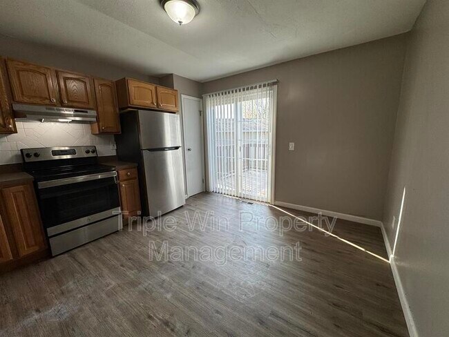 Building Photo - 1464 Monopoly Dr