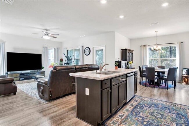 Building Photo - 6551 Addison Wds Dr