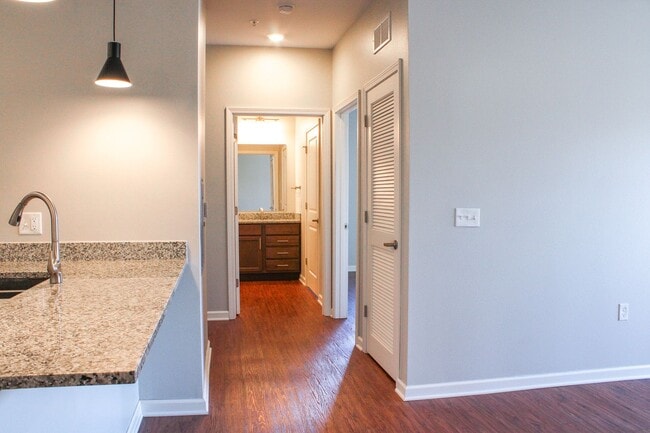 Building Photo - 3201 Redhawk St