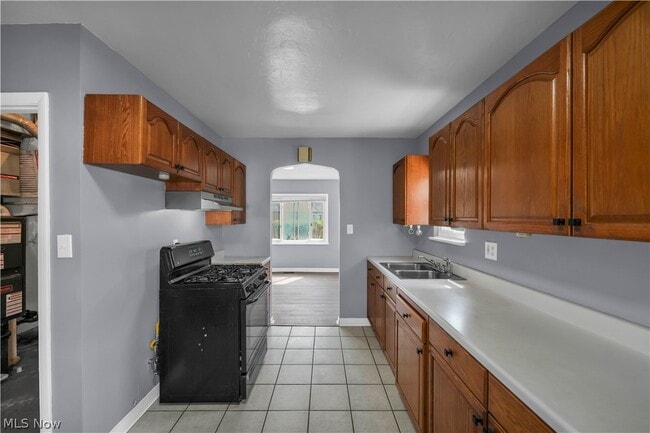 Building Photo - 4684 W 158th St