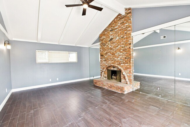 Building Photo - 2779 Cornell Pl