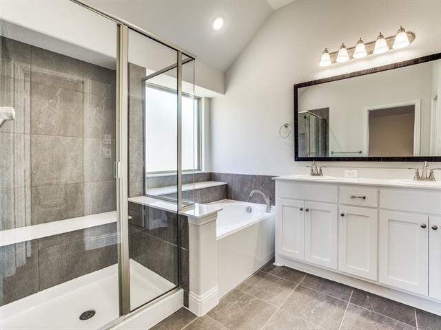 Building Photo - 524 Redbud Dr