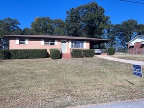 Building Photo - 10 State Rd S-23-802