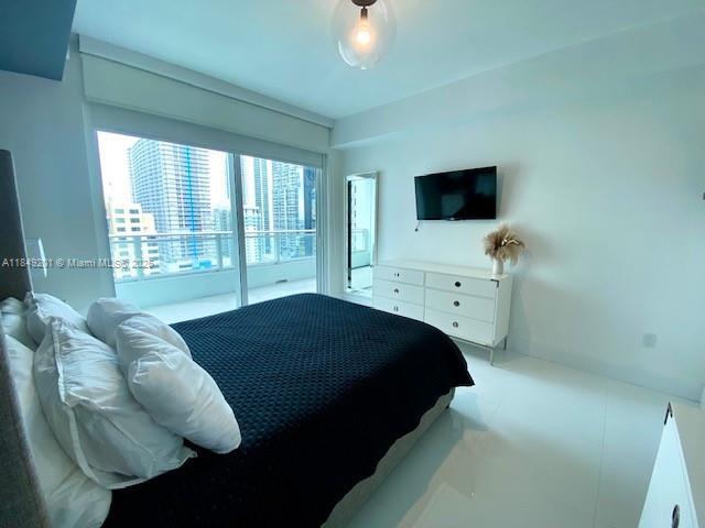 Building Photo - 1080 Brickell Ave