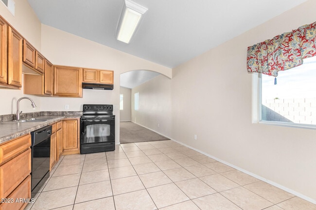Building Photo - 14805 Charco Rd