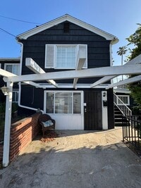 Building Photo - La Mesa Blvd