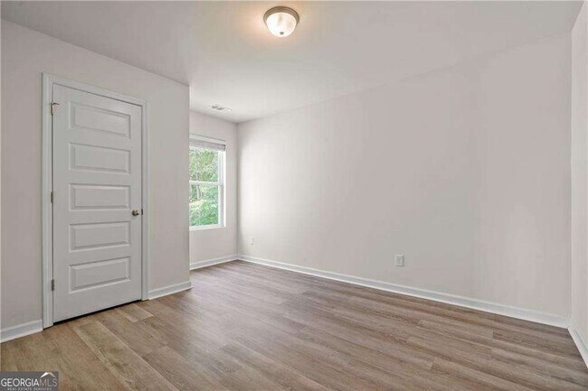 Building Photo - 631 Carlton Pointe Dr