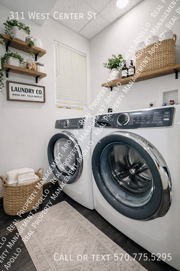 Building Photo - 311 W Center St