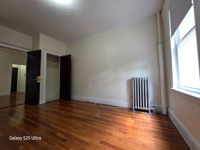 Building Photo - Central Brighton Location. Steps from the T Stop. Heat Hot Water Included. Elevator, Laundry on a...