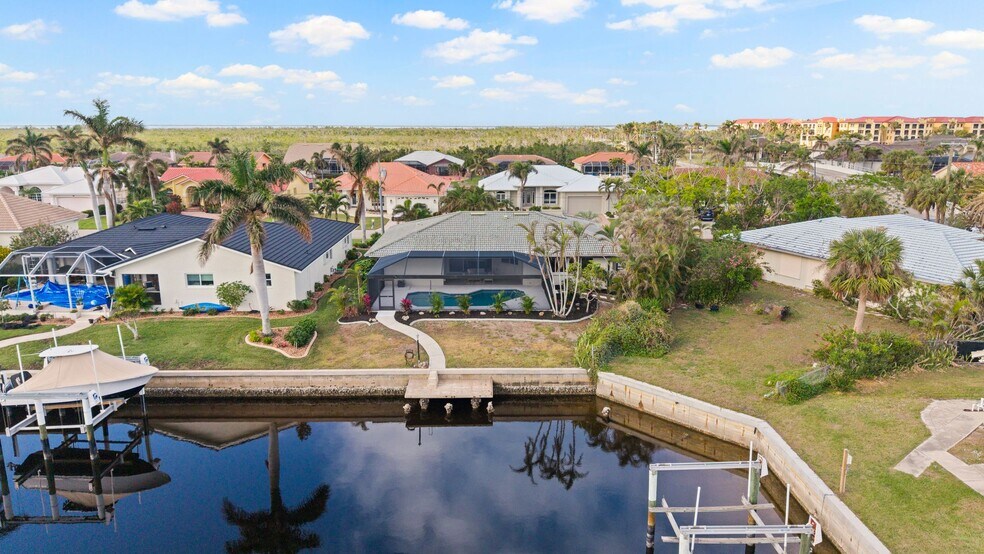 Building Photo - 210 Divinci Dr