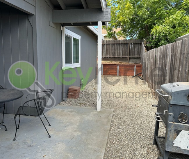 Building Photo - 5964 Moss Creek Cir