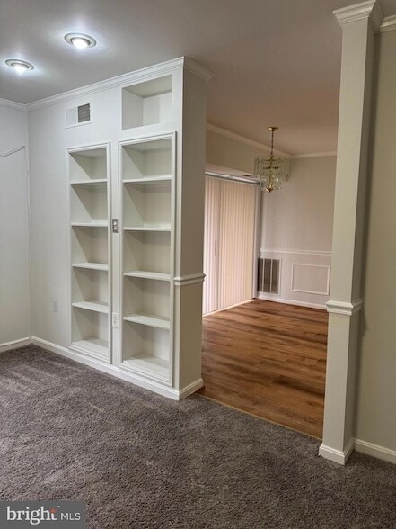 Building Photo - 3832 Bel Pre Rd