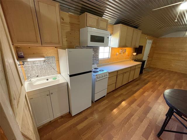 Building Photo - 7911 US-277